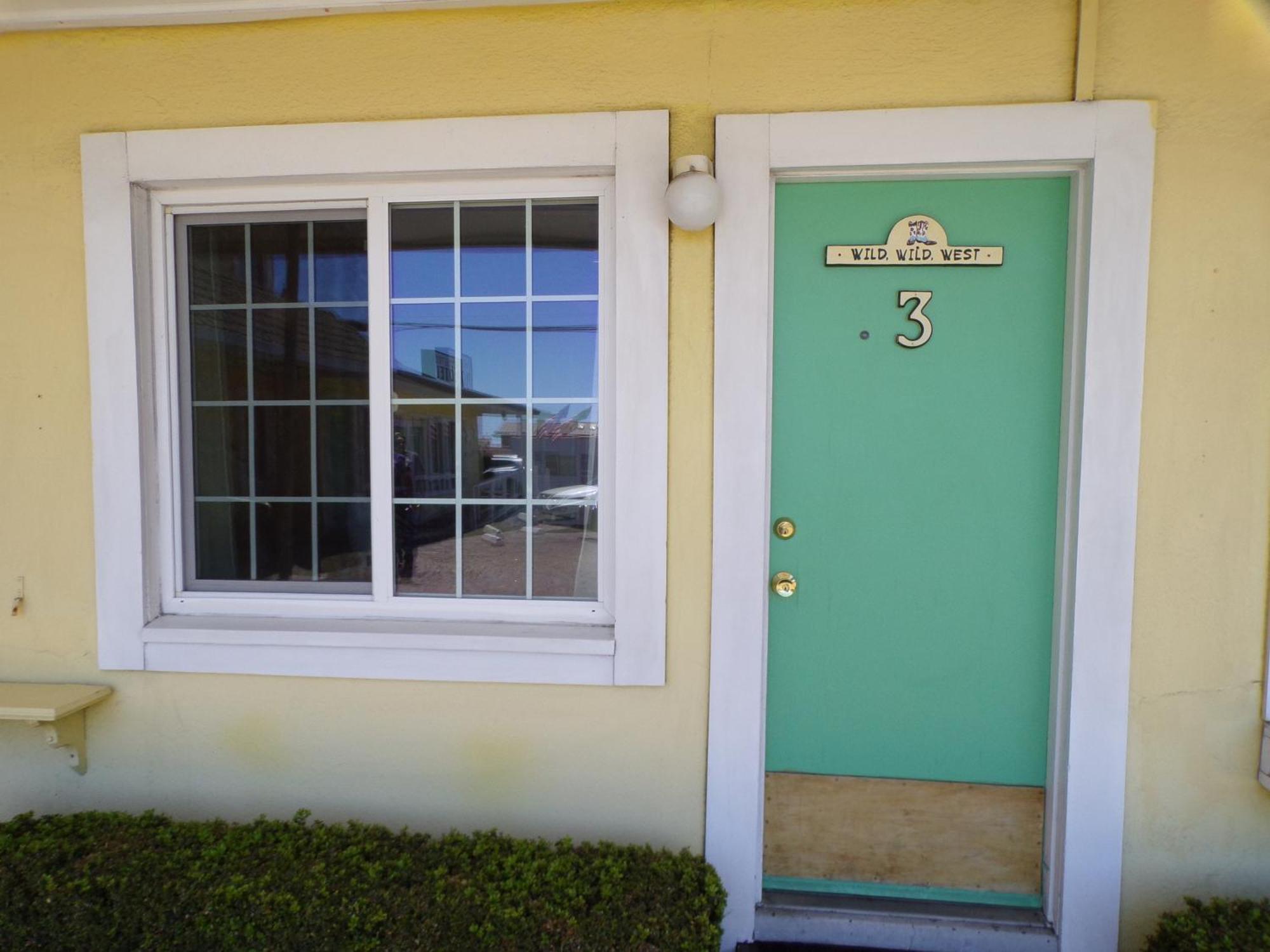 Cypress Tree Motel 카유코스 객실 사진