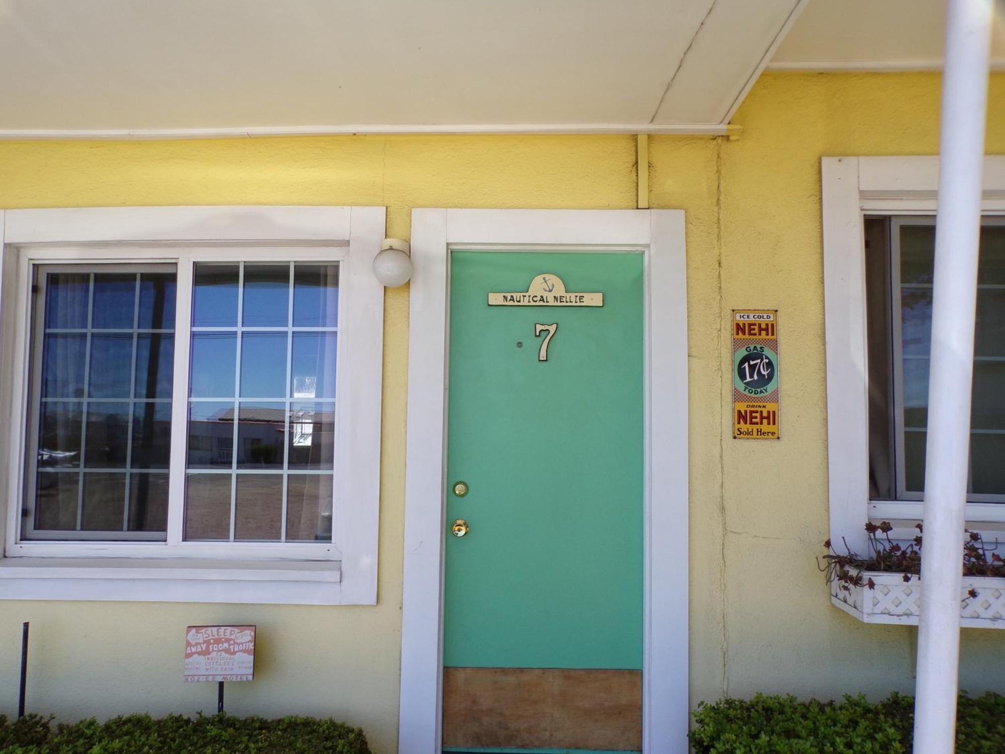 Cypress Tree Motel 카유코스 객실 사진
