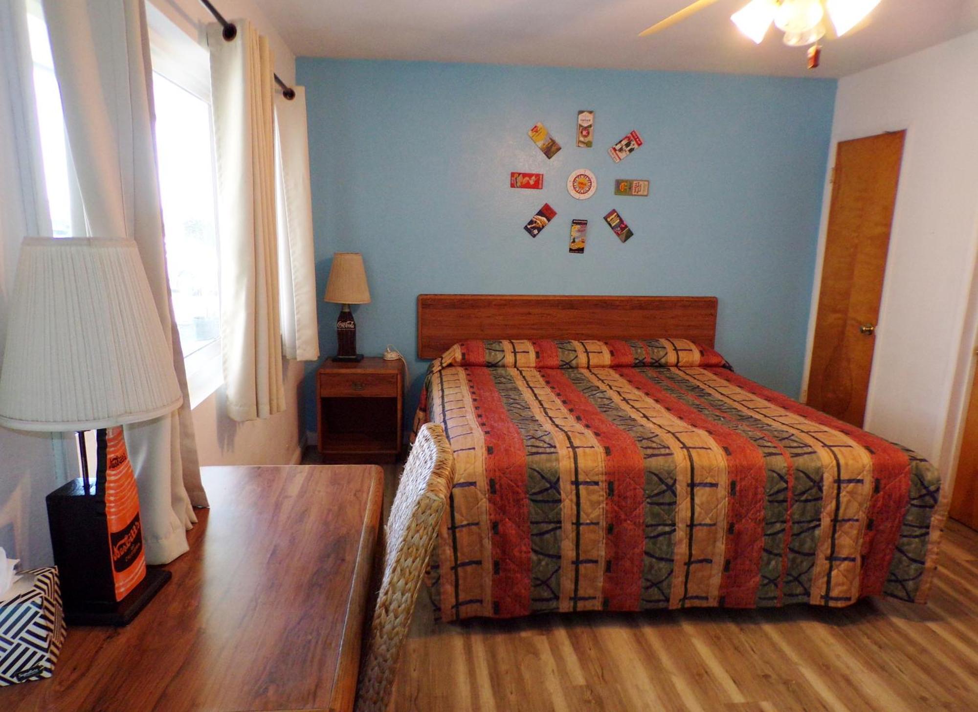 Cypress Tree Motel 카유코스 객실 사진